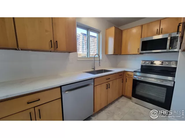 MLS: 1041734 Condo For Sale