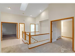 Photo #4: 1041768 Listing