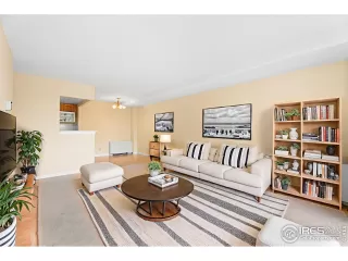 Photo #4: 1041800 Listing 