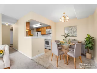 Photo #5: 1041800 Listing 