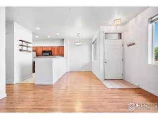 Photo #4: 1041840 Listing 