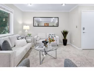 Photo #6: 1041867 Listing 