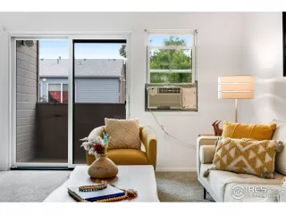 Photo #5: 1041879 Listing 