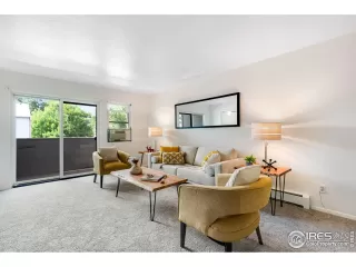 Photo #6: 1041879 Listing 