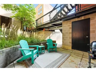 Photo #4: 1041928 Listing 