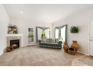 Photo #2: 1042002 Listing 