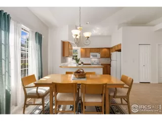 Photo #5: 1042002 Listing 