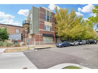 Photo #1: 1042057 Listing