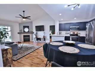 Photo #1: 1042063 Listing