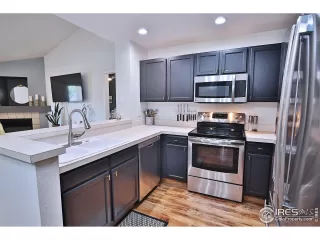 Photo #3: 1042063 Listing