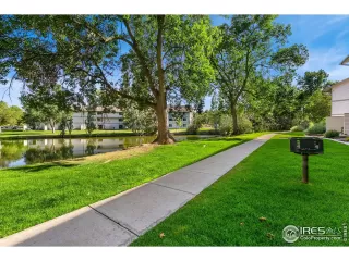 Photo #4: 1042082 Listing