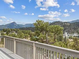 Photo #3: 1042096 Listing 