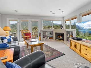 Photo #6: 1042096 Listing 