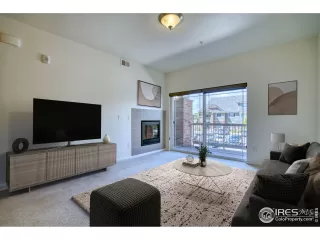 Photo #4: 1042118 Listing 