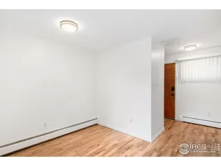 Photo #1: 1042134 Listing