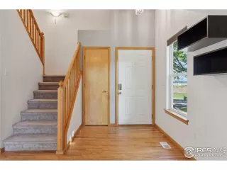 Photo #5: 1042154 Listing 