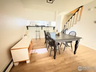 Photo #5: 1042174 Listing 