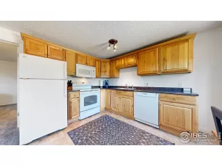 Photo #2: 1042196 Listing