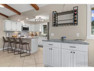 Photo #3: 1042204 Listing 