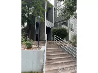 Photo #1: 1042245 Listing