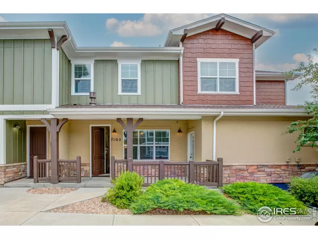 MLS: 1042266 Condo For Sale