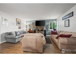 Photo #2: 1042276 Listing 