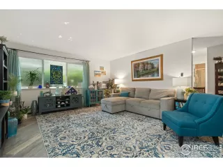 Photo #1: 1042287 Listing