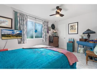 Photo #6: 1042287 Listing