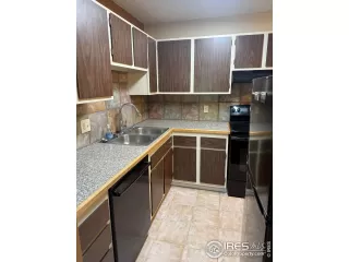 Photo #4: 1042303 Listing 