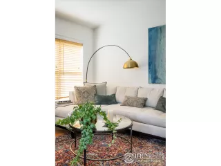 Photo #6: 1042346 Listing 