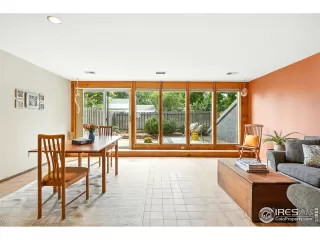 Photo #3: 1042347 Listing 
