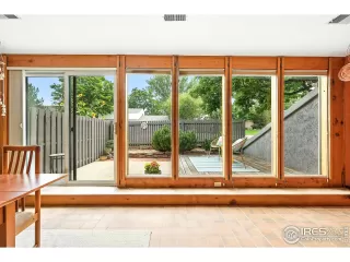Photo #4: 1042347 Listing 