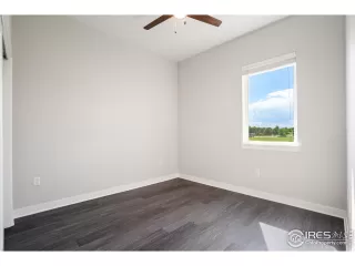 Photo #4: 1042496 Listing 