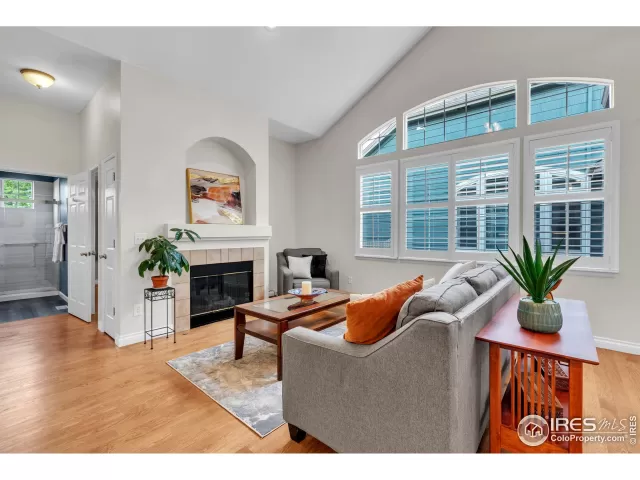 MLS: 1042546 Condo For Sale