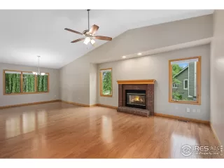 Photo #3: 1042671 Listing 