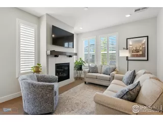 Photo #5: 1042683 Listing 