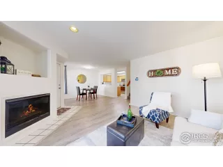 Photo #4: 1042715 Listing