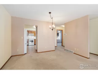 Photo #5: 1042735 Listing