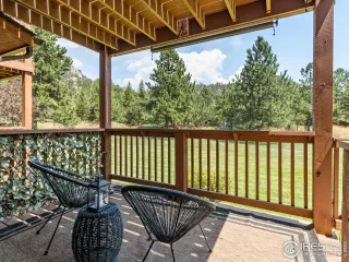 Photo #4: 1042757 Listing
