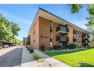 Photo #5: 1042764 Listing