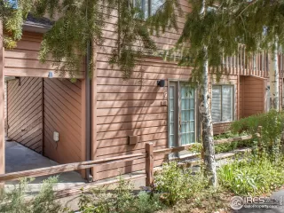 Photo #1: 1042771 Listing