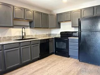 Photo #1: 1042785 Listing