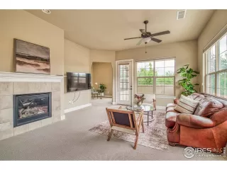 Photo #4: 1042810 Listing