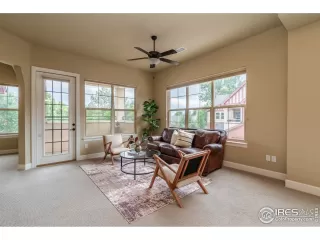 Photo #5: 1042810 Listing