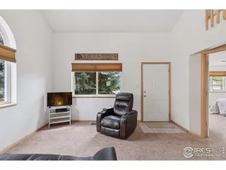 Photo #3: 1042821 Listing