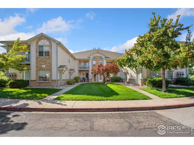 MLS: 1042840 Condo For Sale