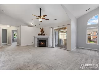 Photo #5: 1042840 Listing
