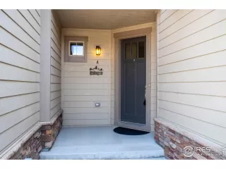 Photo #2: 1042858 Listing