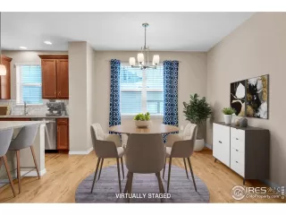 Photo #5: 1042858 Listing