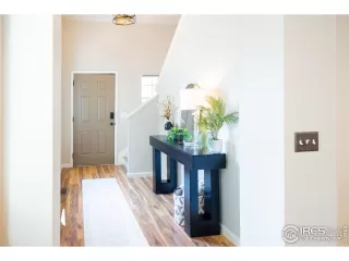 Photo #4: 1042909 Listing